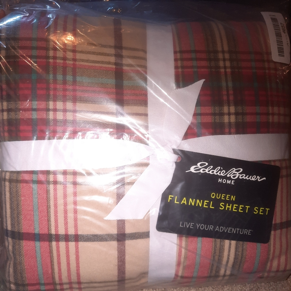 NIP Eddie Bauer flannel Queen sheet set